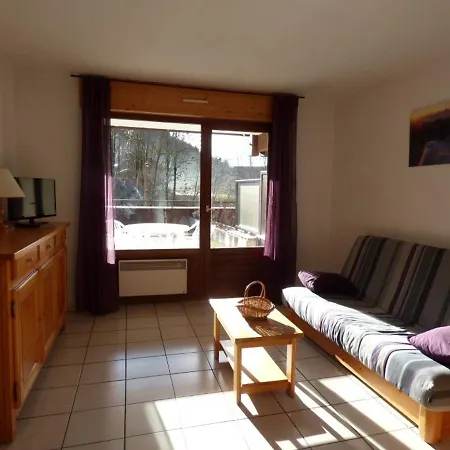 Apartment 6 Pers, 38m², Proche Telecabines, Centre Et Loisirs, Sud, Terrasse - Fr-1-458-118